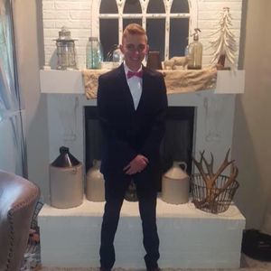 Meet your Posher, Ethan